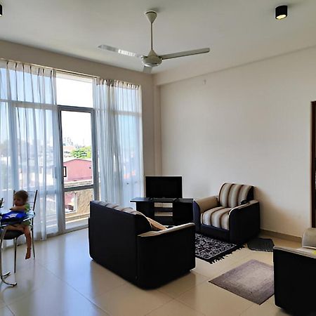 Vivas Residencies Luxury Apartments Dehiwala-Mount Lavinia Bagian luar foto