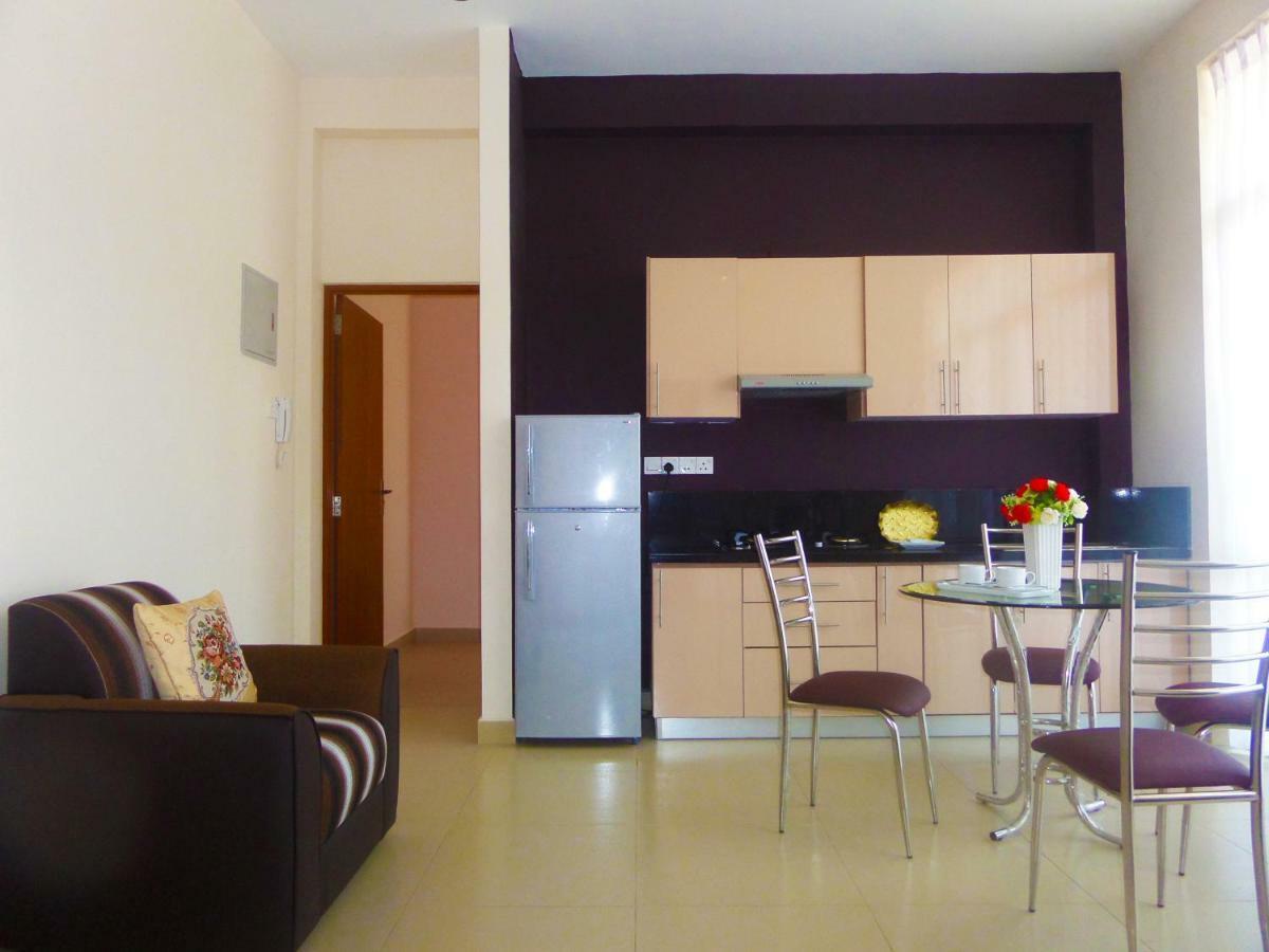 Vivas Residencies Luxury Apartments Dehiwala-Mount Lavinia Bagian luar foto