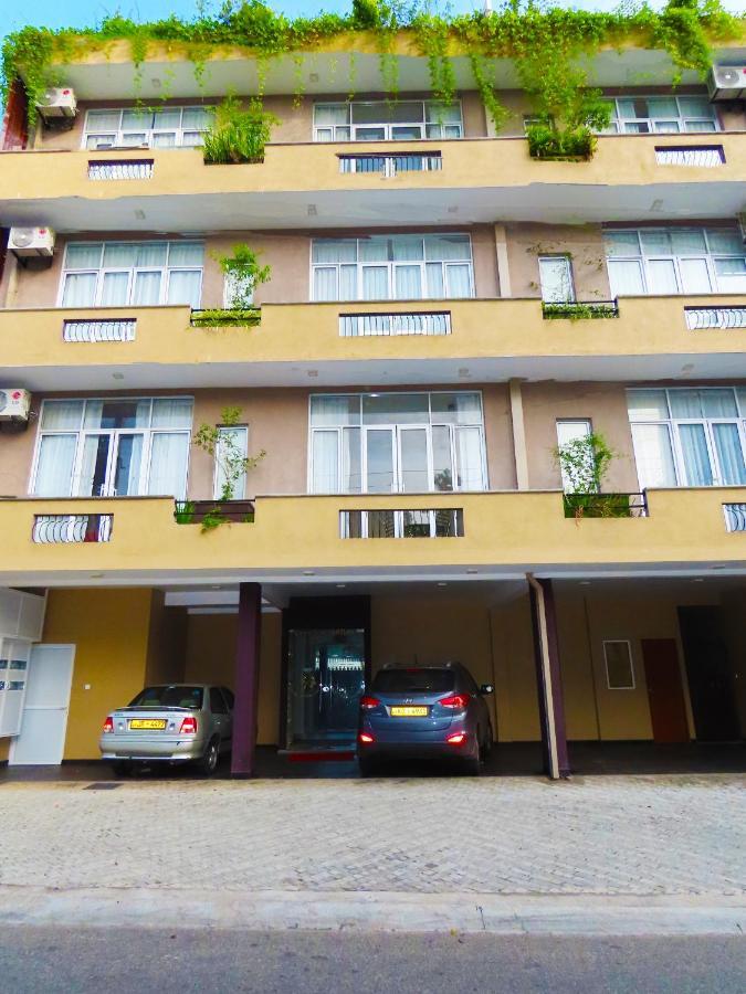 Vivas Residencies Luxury Apartments Dehiwala-Mount Lavinia Bagian luar foto